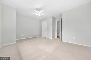 2105 S Bay Ln, Reston, VA 20191 - Photo 40