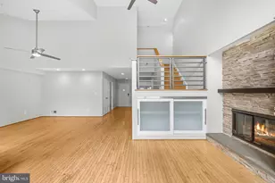 2105 S Bay Ln, Reston, VA 20191 - Photo 28