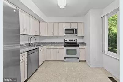 6018 Timber Hollow Lane, Springfield, VA 22152 - Photo 10