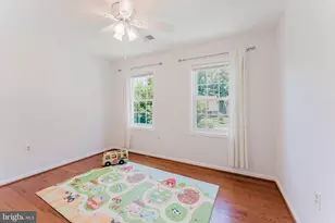 9203 Byron Terrace, Burke, VA 22015 - Photo 16