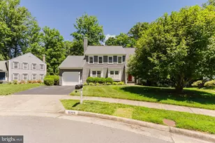 9203 Byron Terrace, Burke, VA 22015 - Photo 2