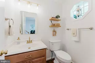 9203 Byron Terrace, Burke, VA 22015 - Photo 12