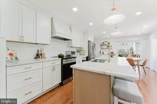 9203 Byron Terrace, Burke, VA 22015 - Photo 4