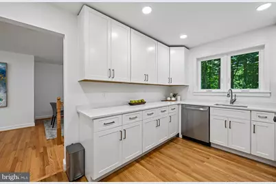 3214 Chichester Lane, Fairfax, VA 22031 - Photo 16
