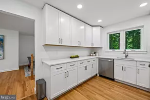 3214 Chichester Ln, Fairfax, VA 22031 - Photo 16