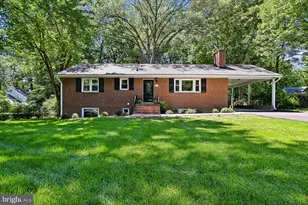 3214 Chichester Ln, Fairfax, VA 22031 - Photo 2
