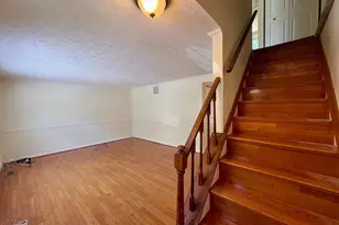 8112 Parkdale Ct, Springfield, VA 22153 - Photo 4