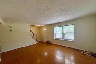 8112 Parkdale Ct, Springfield, VA 22153 - Photo 6