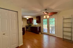 8112 Parkdale Ct, Springfield, VA 22153 - Photo 8
