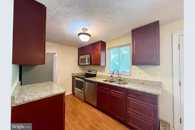 8112 Parkdale Court, Springfield, VA 22153 - Photo 10