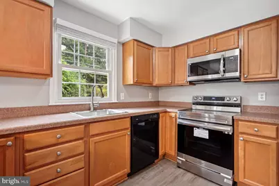 10205 Provincetown Court, Fairfax, VA 22032 - Photo 8