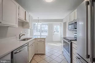 5539 Shooters Hill Ln, Fairfax, VA 22032 - Photo 14