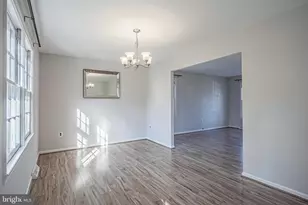 5539 Shooters Hill Ln, Fairfax, VA 22032 - Photo 8