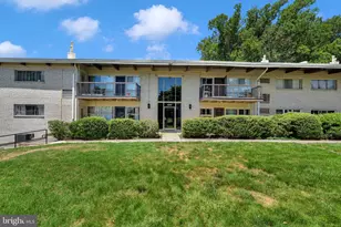 4943 Americana Dr, Annandale, VA 22003 - Photo 1