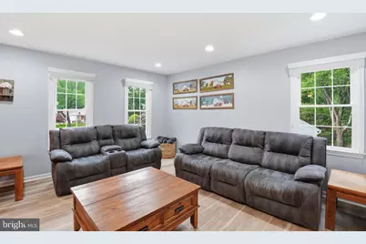 10903 Middlegate Drive, Fairfax, VA 22032 - Photo 4