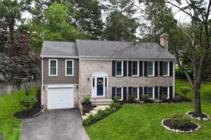 10903 Middlegate Dr, Fairfax, VA 22032 - Photo 1