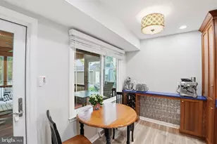 10903 Middlegate Dr, Fairfax, VA 22032 - Photo 14