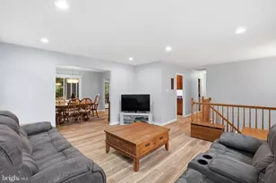 10903 Middlegate Dr, Fairfax, VA 22032 - Photo 6