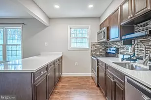6039 Liberty Bell Ct, Burke, VA 22015 - Photo 16