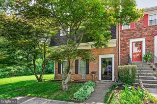 6039 Liberty Bell Ct, Burke, VA 22015 - Photo 1