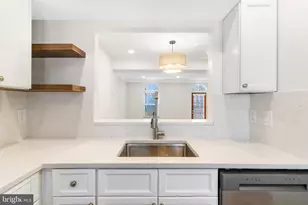 6630 Medinah Ln, Alexandria, VA 22312 - Photo 4