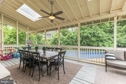 9911 Barnsbury Court, Fairfax, VA 22031 - Photo 6