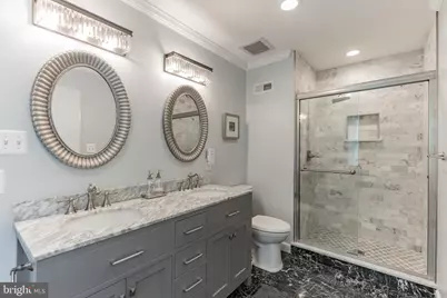 9911 Barnsbury Court, Fairfax, VA 22031 - Photo 16