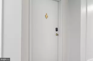 7721 Tremayne Pl, McLean, VA 22102 - Photo 8