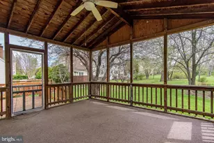2205 Cedar Mill Ct, Vienna, VA 22182 - Photo 30