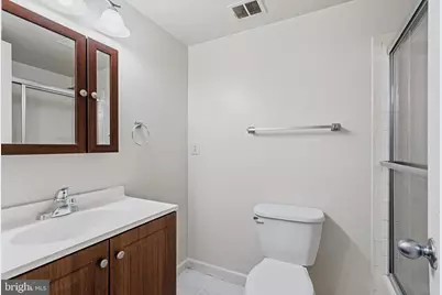 8604 Village Way #04/8604F, Alexandria, VA 22309 - Photo 10