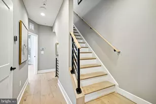 3118 Camber Pl, Falls Church, VA 22042 - Photo 4