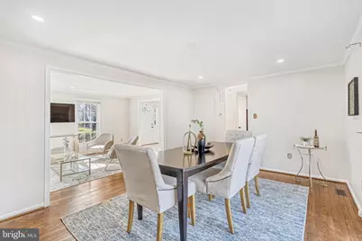 15206 Bannon Hill Court, Chantilly, VA 20151 - Photo 10
