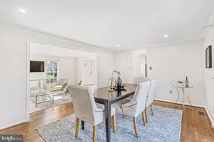 15206 Bannon Hill Ct, Chantilly, VA 20151 - Photo 10