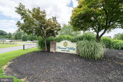15206 Bannon Hill Court, Chantilly, VA 20151 - Photo 26