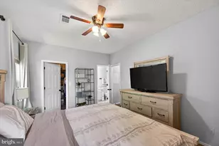 4439 Fair Stone Dr, Fairfax, VA 22033 - Photo 8