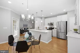 3021 Nicosh Cir, Falls Church, VA 22042 - Photo 8