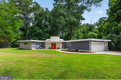 11724 River Drive, Lorton, VA 22079 - Photo 2