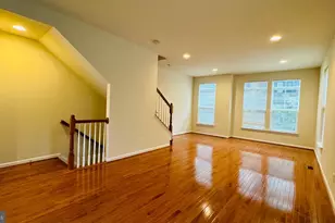 9430 Canonbury Square, Fairfax, VA 22031 - Photo 2