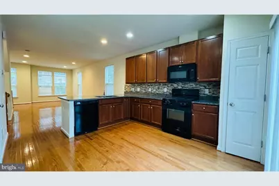 9430 Canonbury Square, Fairfax, VA 22031 - Photo 6