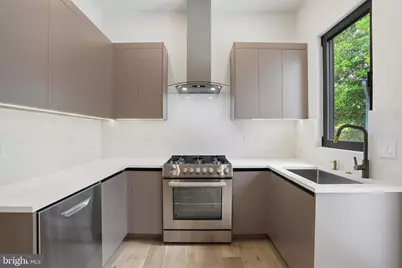 1803 Dumbarton Street, McLean, VA 22101 - Photo 18