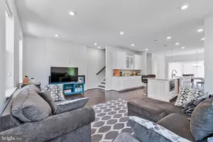 4402 Fair Lakes Ct, Fairfax, VA 22033 - Photo 6