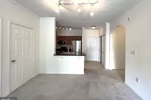 12953 Centre Park Cir, Herndon, VA 20171 - Photo 6