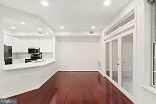 1324 Garden Wall Cir, Reston, VA 20194 - Photo 8