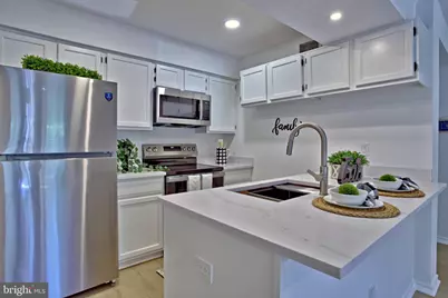1524 Lincoln Way #211, McLean, VA 22102 - Photo 4