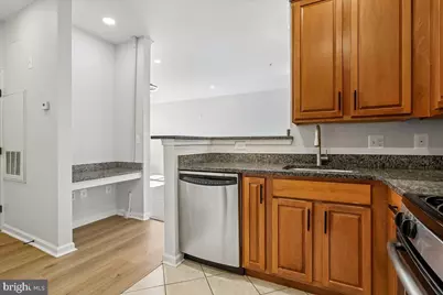 12000 Market Street #371, Reston, VA 20190 - Photo 6
