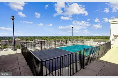 2726 Gallows Road #1011, Vienna, VA 22180 - Photo 18