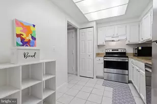 7600 Tremayne Pl, McLean, VA 22102 - Photo 8