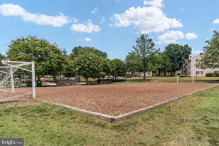 2504 Windbreak Dr, Alexandria, VA 22306 - Photo 56