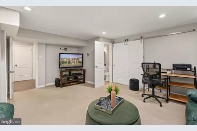 2504 Windbreak Drive, Alexandria, VA 22306 - Photo 44