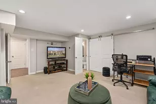 2504 Windbreak Dr, Alexandria, VA 22306 - Photo 44